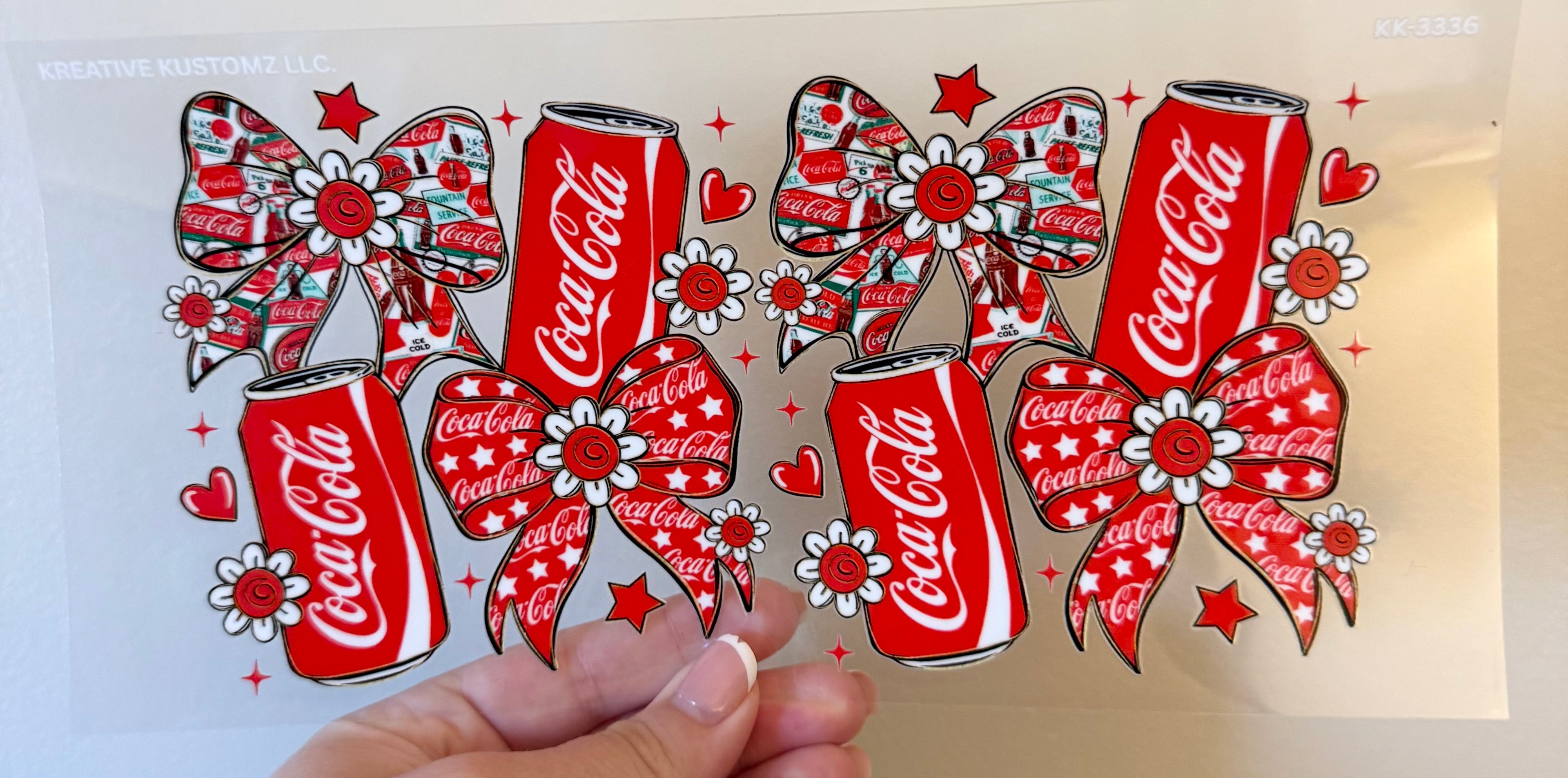 Cola & bows