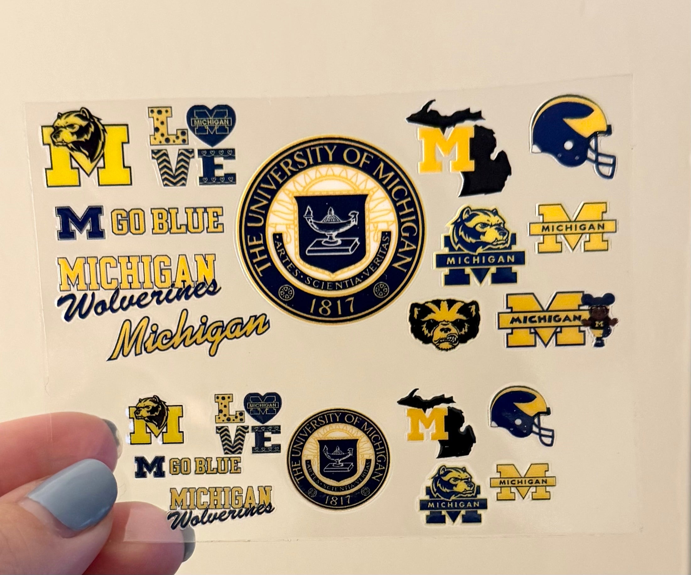 UofM Shot Glass Wrap