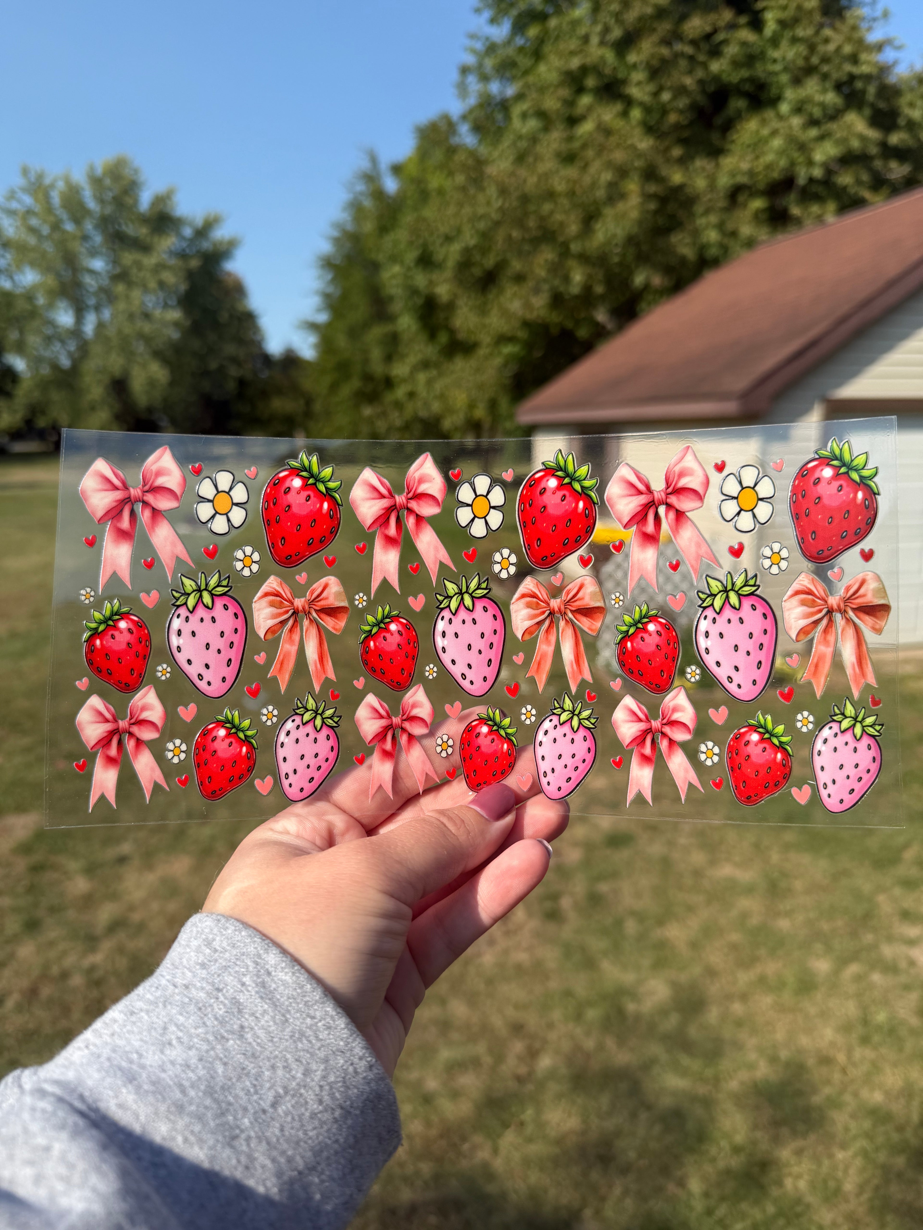 Strawberry & Bows Wrap